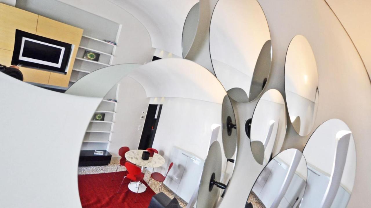 Ai Bareteri Luxury Canal View Veneza Exterior foto