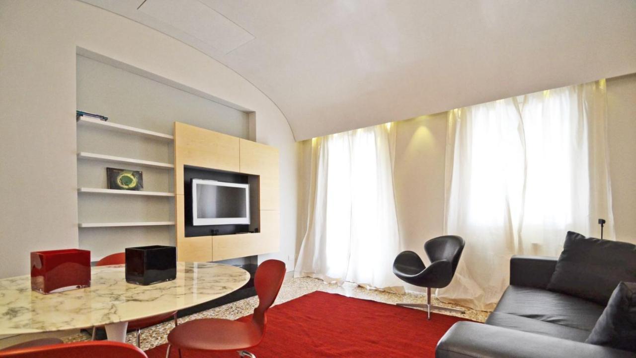 Ai Bareteri Luxury Canal View Veneza Exterior foto